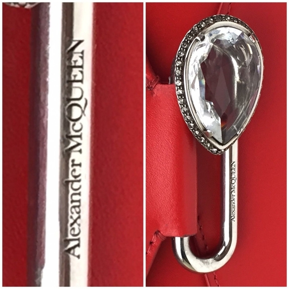 ALEXANDER MCQUEEN Pin Calfskin Wallet on a… - Picture 8 of 16